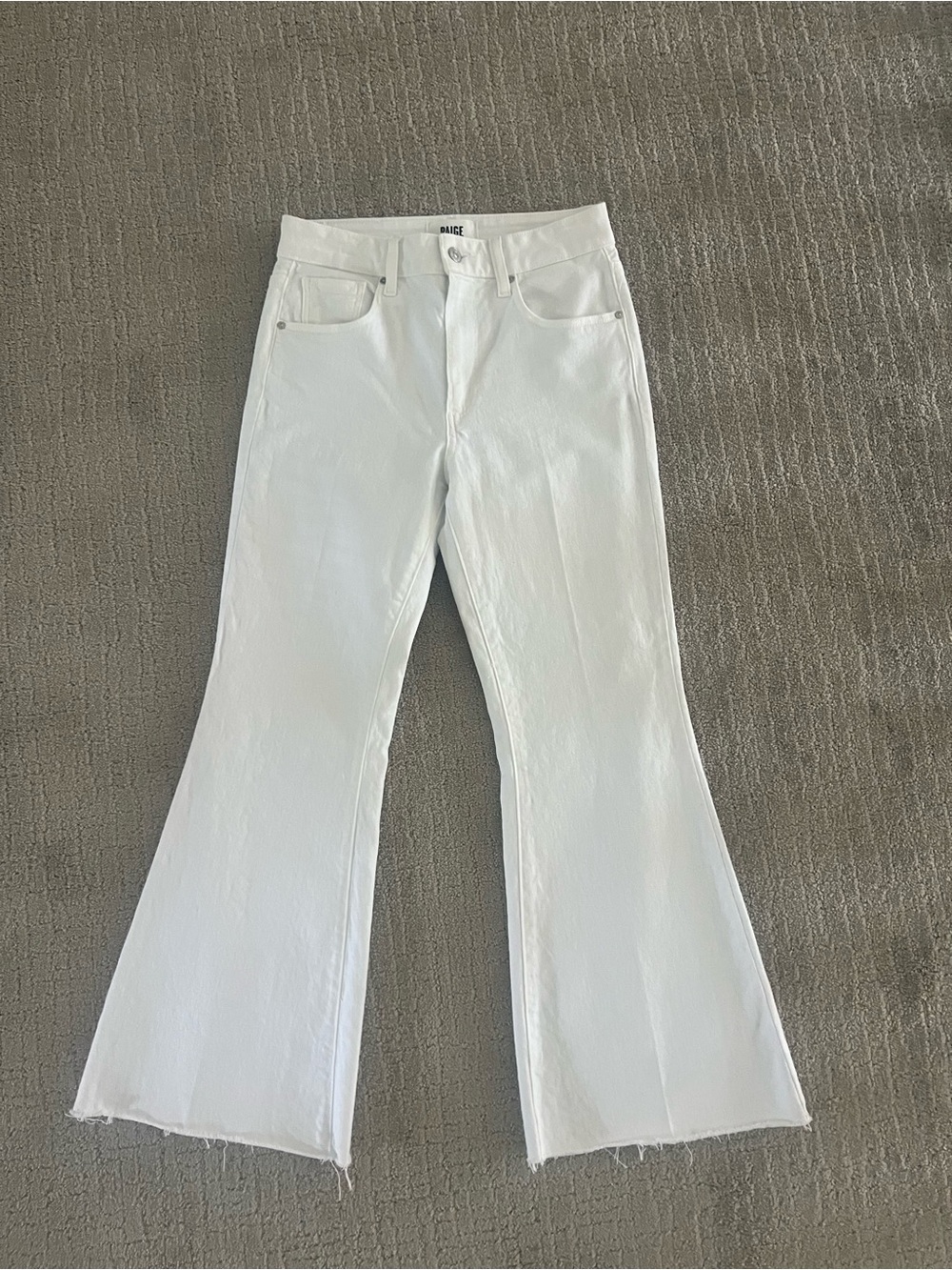 Paige Marlow Skimmer White flare jeans 26” inseam Never worn